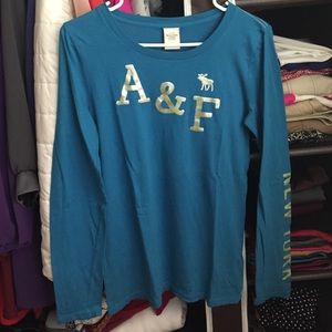 Abercrombie & Fitch Blue Tee